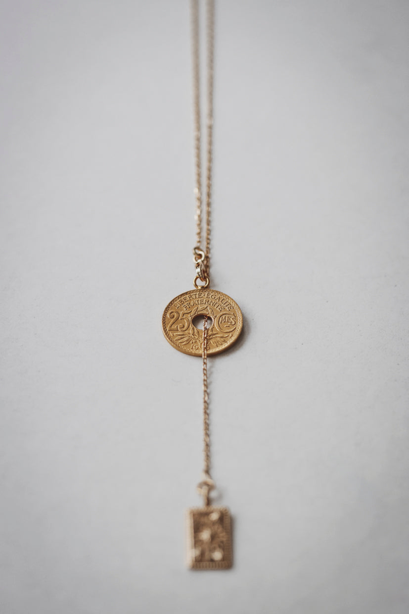 Halskette - Der Einwohner von Cannes