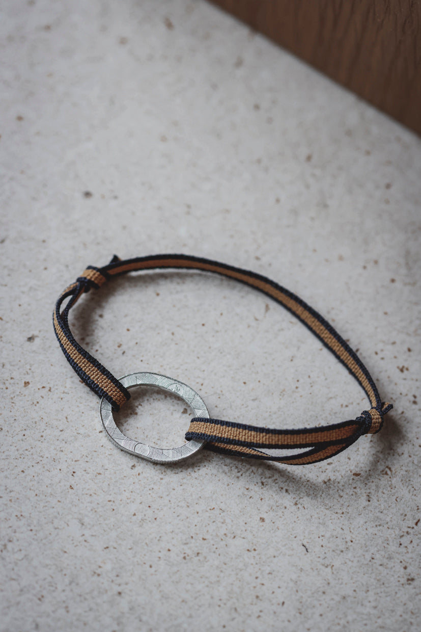 Bracelet - Le Bastille Montaigne