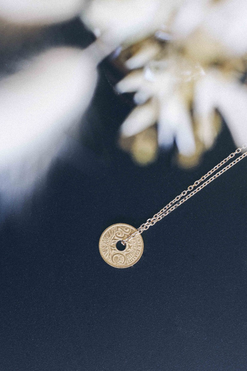 Necklace - Le Parisien 25 Cts