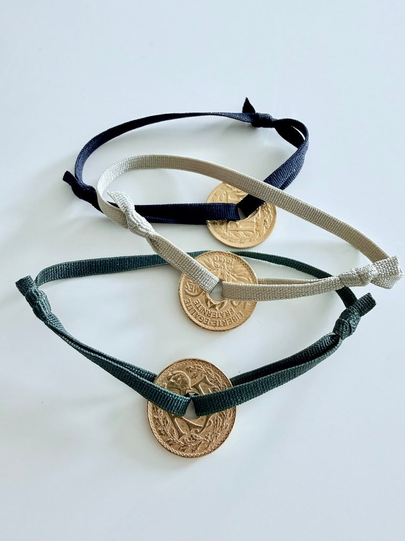 Bracelet - The iridescent Louvre