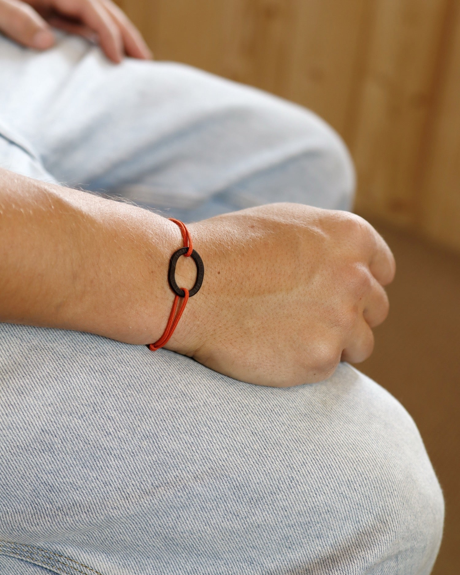 Bracelet Bastille - 10 francs charbon - Orange Vif – vue 3 – Le Sou Français