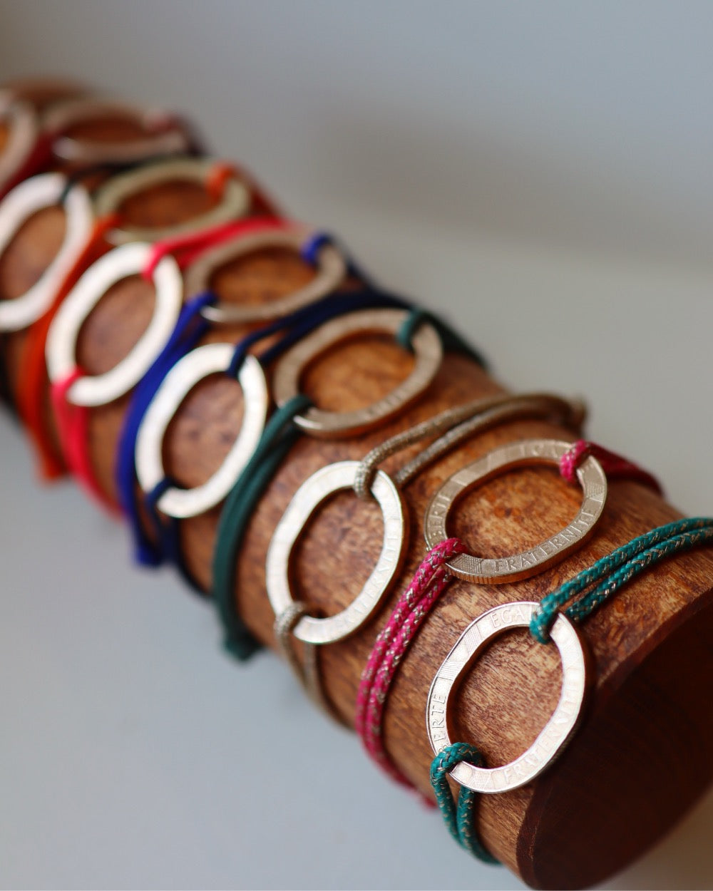 Bracelet Bastille - 10 francs or - Rose Irisé – vue 2 – Le Sou Français