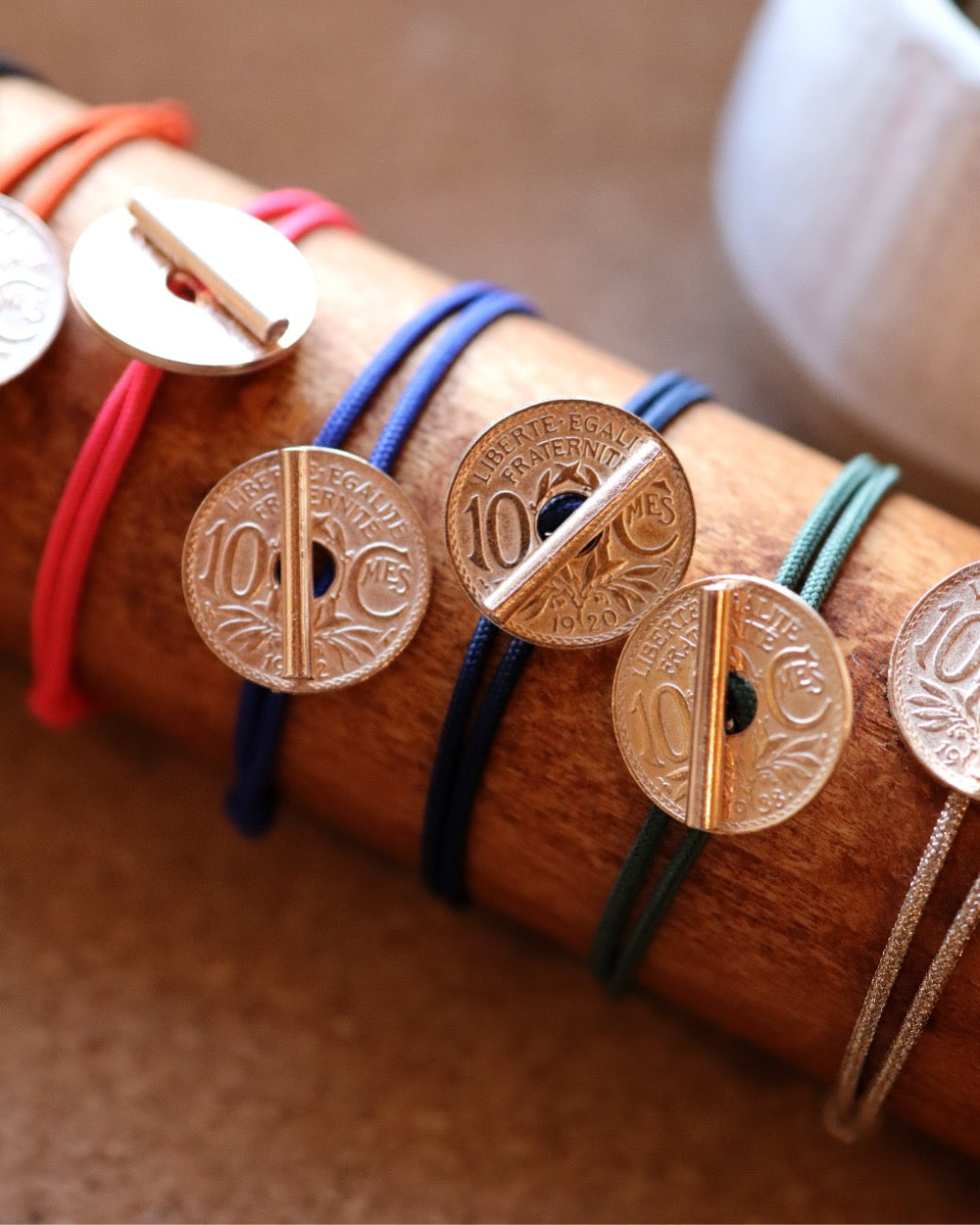 Bracelet le T - 10 centimes or - Noir – vue 3 – Le Sou Français